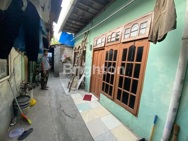 image RUMAH NYAMAN DI GANG TENANG RAWA BEBEK. COCOK UNTUK KELUARGA KECIL YANG MENCARI KETENANGAN. HARGA NEGO! #RUMAHDIJUAL #RAWABEBEK #RUMAHMURAH (1)