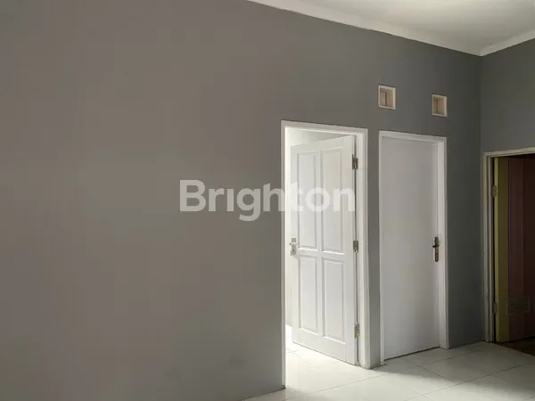 image RUMAH 1 LANTAI SIAP HUNI DI DARMAWANGSA RESIDENCE CLUSTER PRAMBANAN, HANYA 3 KM DARI TOL GABUS (3)