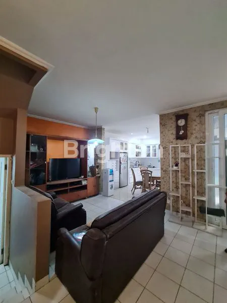 image RUMAH FULL FURNISH DALAM CLUSTER KOTA WISATA (1)