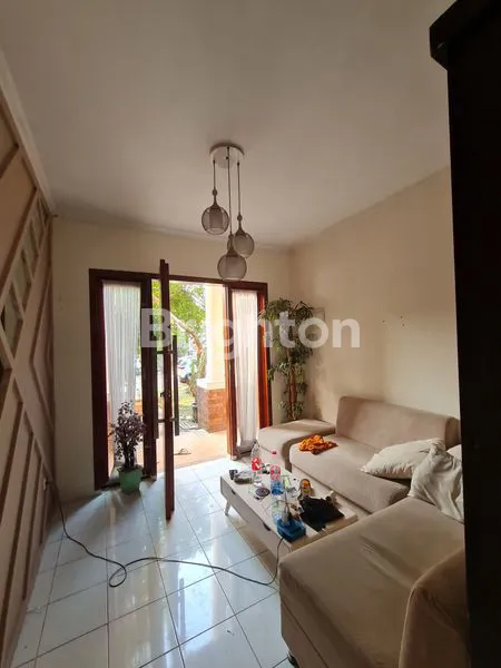 image RUMAH FULL FURNISH DALAM CLUSTER KOTA WISATA (4)