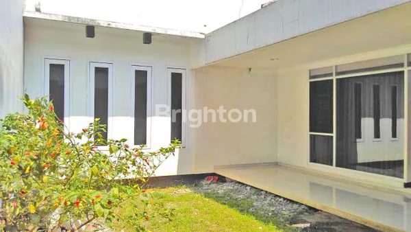 image RUMAH BAGUS BERSIH TERAWAT TANAH LUAS DI DIENG KOTA MALANG (4)