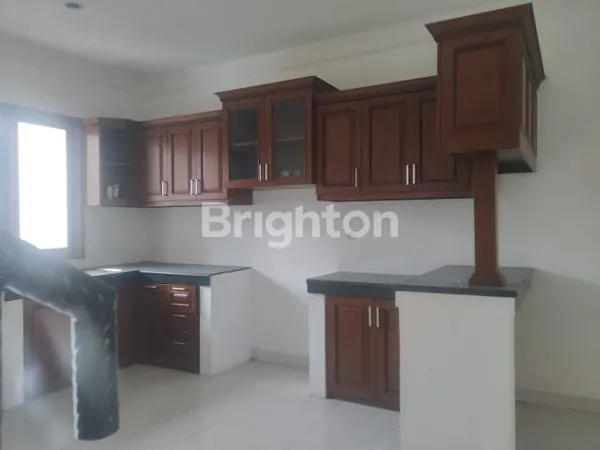 image FOR SALE 100% RUMAH BARU 2 LANTAI SIAP HUNI (DARI BARU BELUM DITEMPATI) (2)