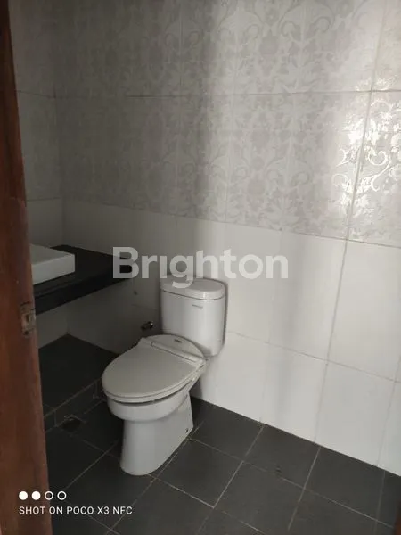 image FOR SALE 100% RUMAH BARU 2 LANTAI SIAP HUNI (DARI BARU BELUM DITEMPATI) (3)