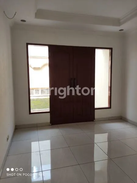 image FOR SALE 100% RUMAH BARU 2 LANTAI SIAP HUNI (DARI BARU BELUM DITEMPATI) (5)