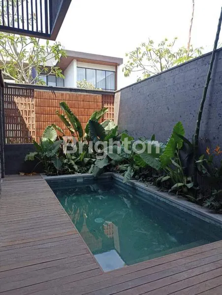 image VILLA 3 BR HEART OFF CANGGU ONE GATE SISTEM (1)