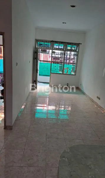 image RUMAH ASRI DAN NYAMAN 2 LANTAI SIAP HUNI BEBAS BANJIR, (3)