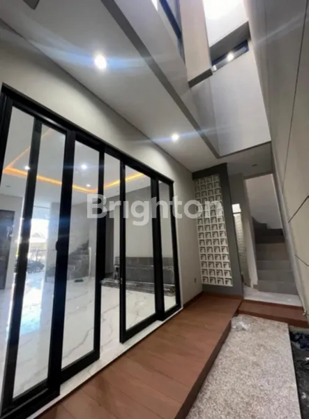 image 4M AN LEBAR 10 RUMAH BARU MODERN 2 LANTAI MANYAR, DEKAT UNTAG SURABAYA TIMUR (3)