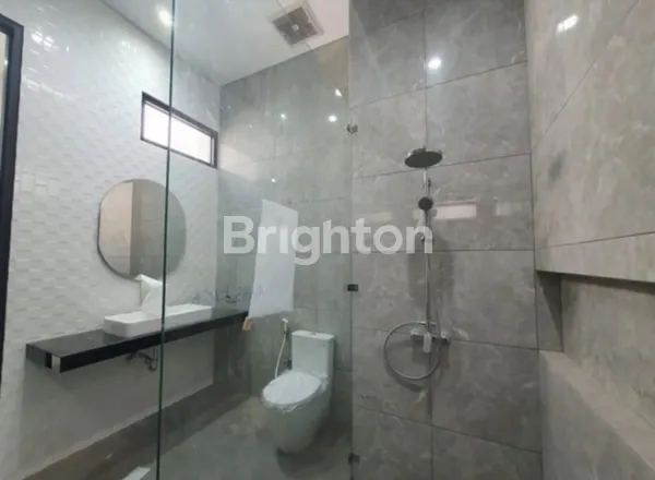 image 4M AN LEBAR 10 RUMAH BARU MODERN 2 LANTAI MANYAR, DEKAT UNTAG SURABAYA TIMUR (7)