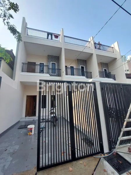image RUMAH BARU TANJUNG DUREN JAKARTA BARAT (1)