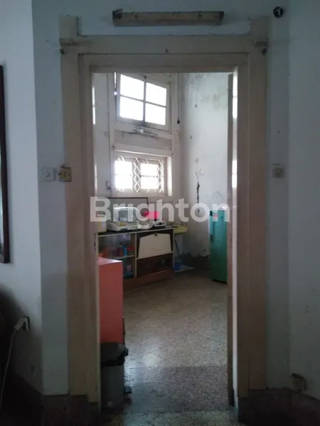 image RUMAH STRATEGIS AREA KOMERSIL DEKAT RAYA DARMO TAMAN BUNGKUL NGAGEL DINOYO DR SOETOMO KARTINI, SERAYU (3)