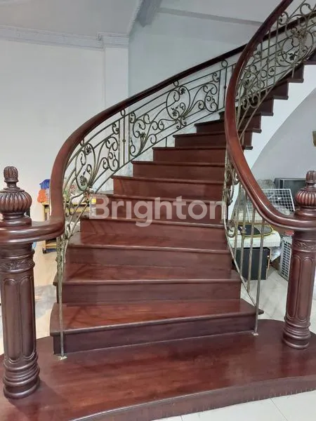 image RUMAH VILLA  (3)