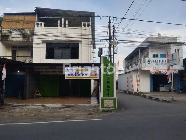 image RUKO 3 LT SIAP PAKAI BARU RENOVASI  PARIS 2 PONTIANAK SELATAN (1)