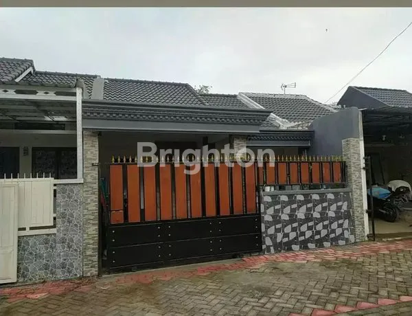 image DE ROYAL NIRWARNA SIAP DI HUNI DI JALAN RAWIS SARI  (1)