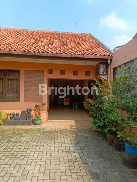 image RUMAH SIAP HUNI HITUNG TANAH DI LOKASI STRATEGIS PAMULANG (8)