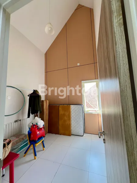 image RUMAH 2 LANTAI PERMATA JINGGA SOEKARNO HATTA MALANG (7)