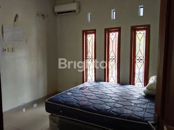 image RUMAH MEWAH DALAM KOMPLEKS PERUMAHAN DI KAWASAN ELIT JOGJA UTARA.PERUMAHAN RIVER PARK JONGKE MLATI.DIKELILINGI HOTEL DAN PERUMAHAN MEWAH HYATT & GOLF, HYARTA, DAMARA, SCH SLEMAN CITY HALL (3)