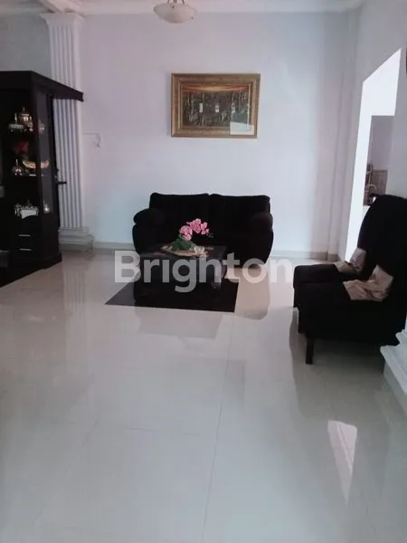 image DIJUAL RUMAH CANTIK SIAP HUNI (2)