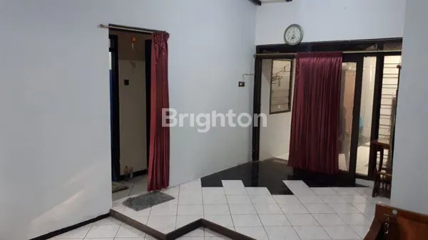 image RUMAH 2 LANTAI GRIYO MAPAN, ROW JALAN 2 MOBIL (7)