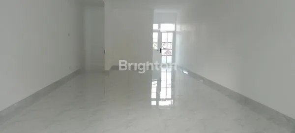 image RUKO 3LT SIAP PAKAI PINGGIR JALAN RAYA  DALAM KOTA DEKAT MALIOBORO (4)