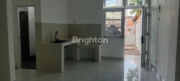 image RUKO 3LT SIAP PAKAI PINGGIR JALAN RAYA  DALAM KOTA DEKAT MALIOBORO (6)