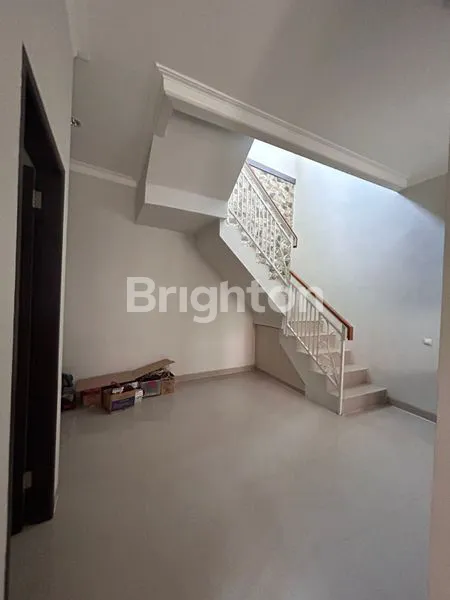 image RUMAH KOS BARU GRESS 3 LT LOKASI DEKAT UNIBRAW SUHAT KOTA MALANG (3)