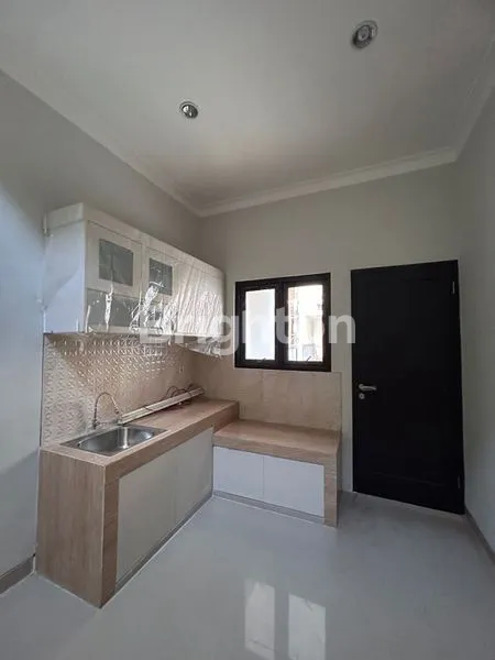 image RUMAH KOS BARU GRESS 3 LT LOKASI DEKAT UNIBRAW SUHAT KOTA MALANG (7)