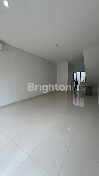 image RUKO 2 LANTAI SIAP PAKAI DI KAWASAN KOMERSIAL YANG SUDAH HIDUP  (2)