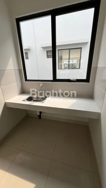 image RUKO 2 LANTAI SIAP PAKAI DI KAWASAN KOMERSIAL YANG SUDAH HIDUP  (6)