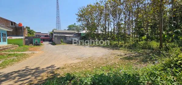 image TANAH STRATEGIS UNTUK INVESTASI, SIAP PAKAI DI TEPI JALAN TUNTANG (1)