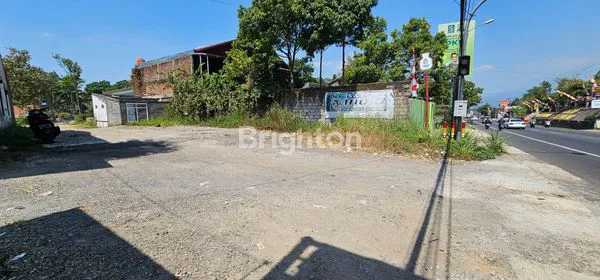 image TANAH STRATEGIS UNTUK INVESTASI, SIAP PAKAI DI TEPI JALAN TUNTANG (5)