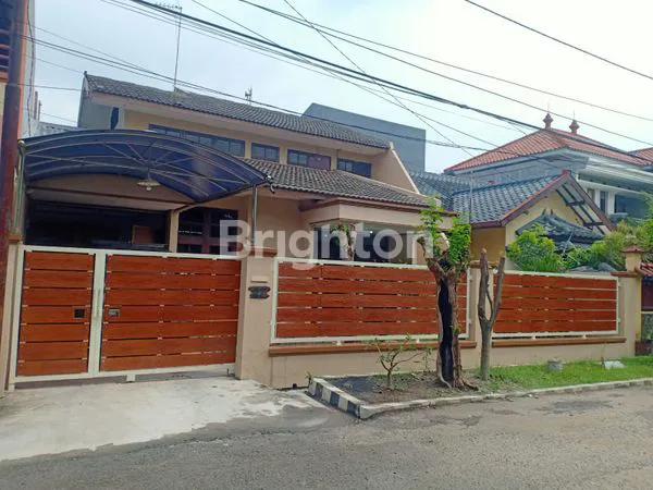 image RUMAH SURABAYA TIMUR DEKAT UBAYA,SELANGKAH DARI RAYA JEMURSARI ,JL PANJANG JIWO,JL A YANI,JL JEMUR ANDAYANI (1)
