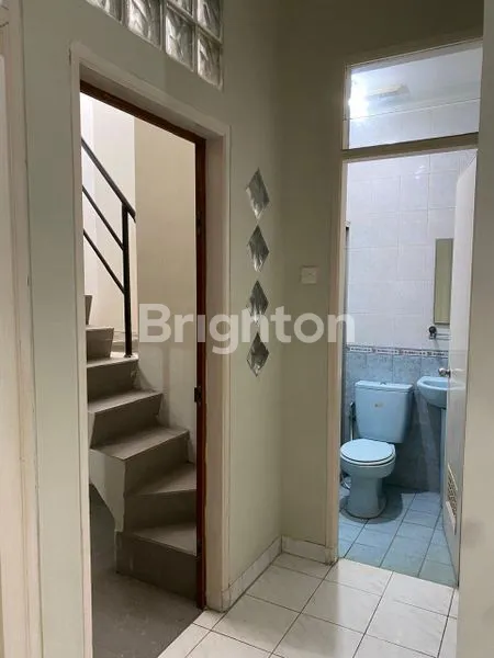 image RUMAH TAMAN COSMOS 2 TINGKAT 6 X 19 SUDAH RENOVASI JAKARTA BARAT (6)