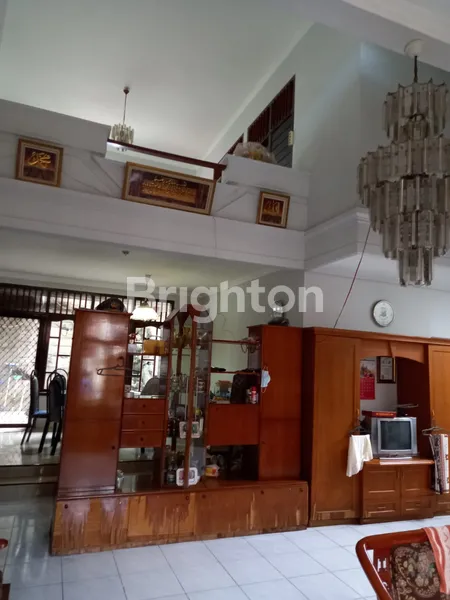 image PLOSO TIMUR 2 LANTAI BISA KPR DEKAT MERR, GALAXY MALL, RUMAH SAKIT (7)