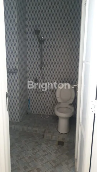 image 3LANTAI RAYA MAYJEN SUNGKONO KOMERSIAL AREA, NOL JALAN RAYA UTAMA DEKAT SUTOS, DEKAT MALL CIPUTRA WORLD (8)