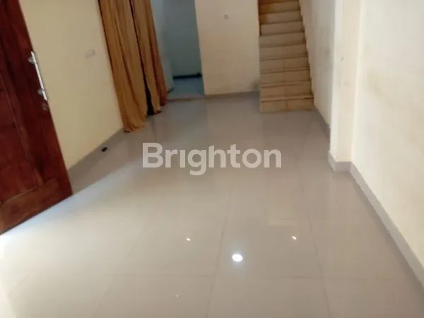 image RUMAH 2 LANTAI MURAH DI CURUG TANGERANG (2)