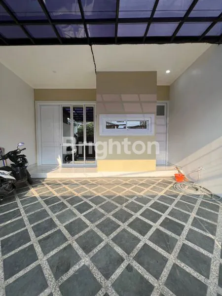 image RUMAH BARU JADI. ADA 3 KAMAR TIDUR. 2 MOBIL DI GARASI  JALAN WAHAB,  UTAN KAYU UTARA, JAKARTA TIMUR (2)