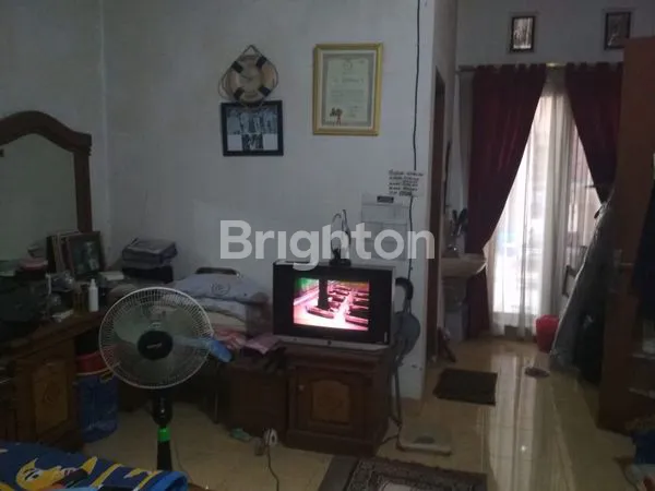 image HUNIAN LUAS NEMPEL TOL LIMO 2  DEPOK (6)