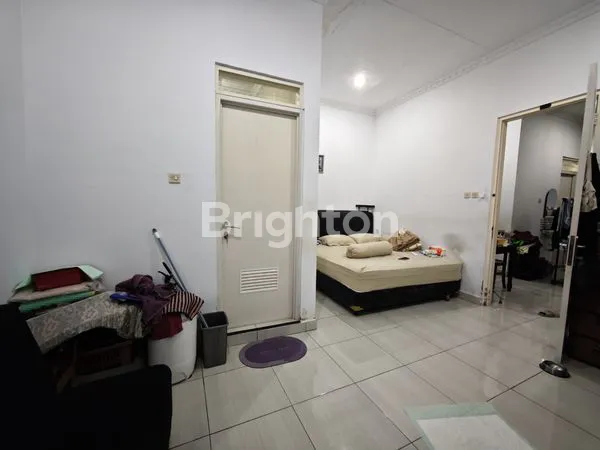 image RUMAH HALAMAN YANG LUAS HARGA NEGO SAMPAI DEAL TANAH BARU DEPOK (5)