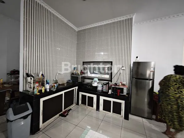 image RUMAH HALAMAN YANG LUAS HARGA NEGO SAMPAI DEAL TANAH BARU DEPOK (2)