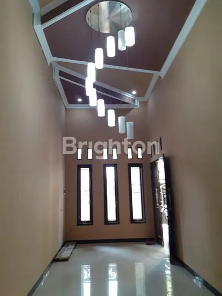 image RUMAH VILLA JASMINE 1 DENGAN 1,5 LANTAI DI HOOK 3 (2)