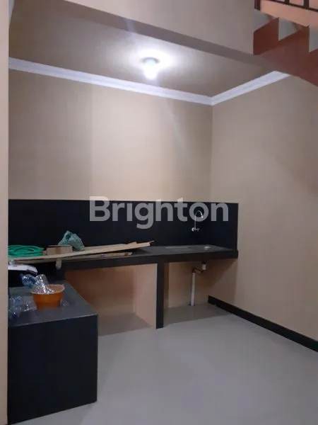 image RUMAH VILLA JASMINE 1 DENGAN 1,5 LANTAI DI HOOK 3 (4)