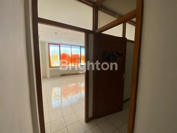 image RUKO 3 LANTAI DI DAERAH SUDIRMAN (4)