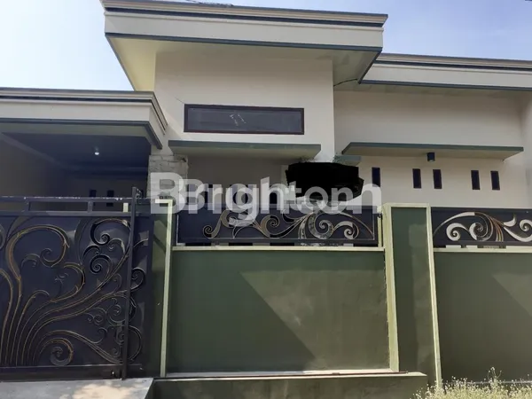 image RUMAH VILLA JASMINE 1 DENGAN 1,5 LANTAI DI HOOK 3 (1)