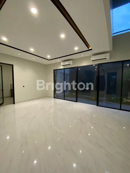 image NEW HOUSE MODERN MINIMALIS CITRALAND PURI WIDYA KENCANA SURABAYA BARAT (6)
