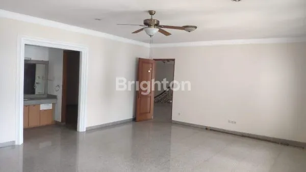 image RUMAH CILANDAK SEMI FURNISHED, JAKARTA SELATAN (2)