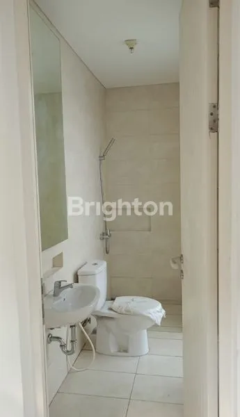 image RUMAH SIAP HUNI 2 LLANTAI DI GRAND PAKUWON DAERAH SURABAYA (5)