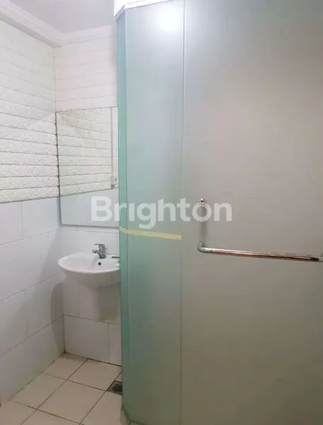 image UNIK APARTEMENT WATERPLACE TOWER E FULL FURNISH (6)