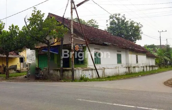 image RUMAH KLASIK TEMPOE DOELOE LUAS 371M2 AREA WARUJAYENG, NGANJUK (1)