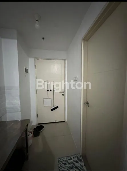 image APARTEMEN ORCHARD, LT. 11, STUDIO, VIEW POOL, SEMI FURNISH (2)