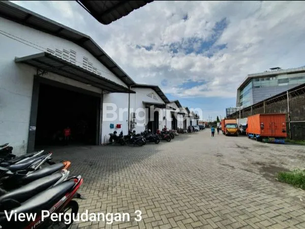 SEWA GUDANG DI SEPANJANG SBY